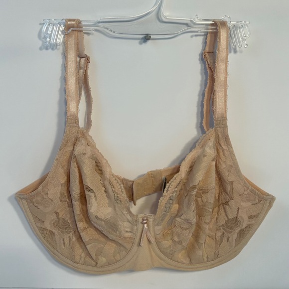 Vittaraal Other - Vittaraal 34DD Full Coverage Lace Trim Bra Beige Adjustable Straps Back Closure